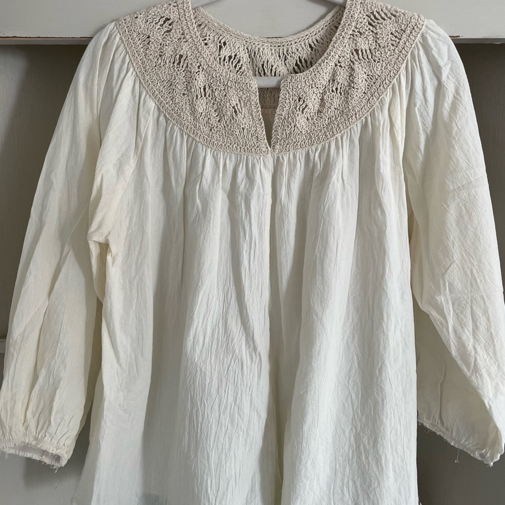 Neuflora Elegant Cream Lace Women's Top